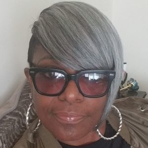 Meet your Posher, Jetta